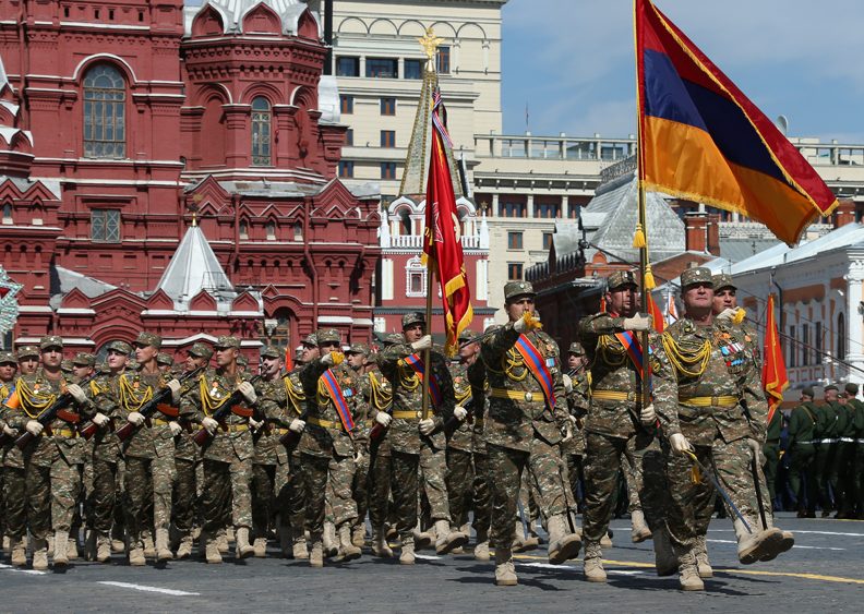 Armenia_in_parade_Russia